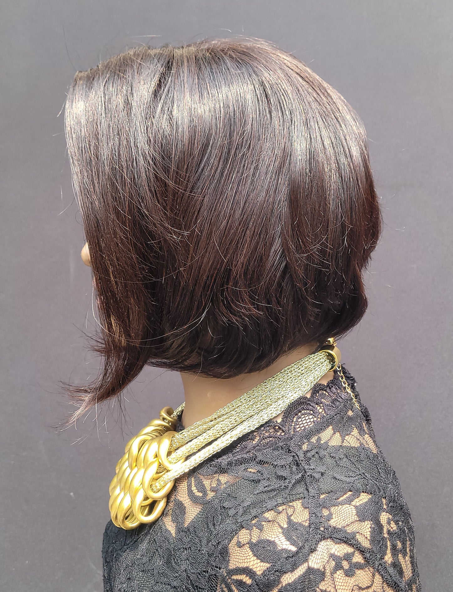 Item #005: Graduated bob with tapered back 5×5 Transparent Lace closure wig